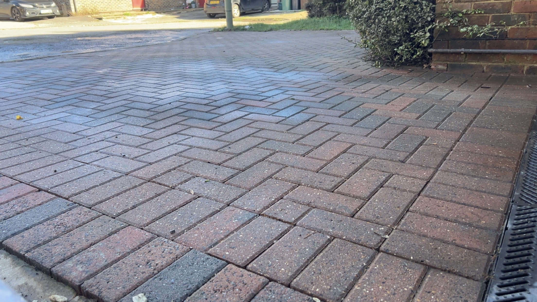 block paving driveway just been cleaned with a pressure washing